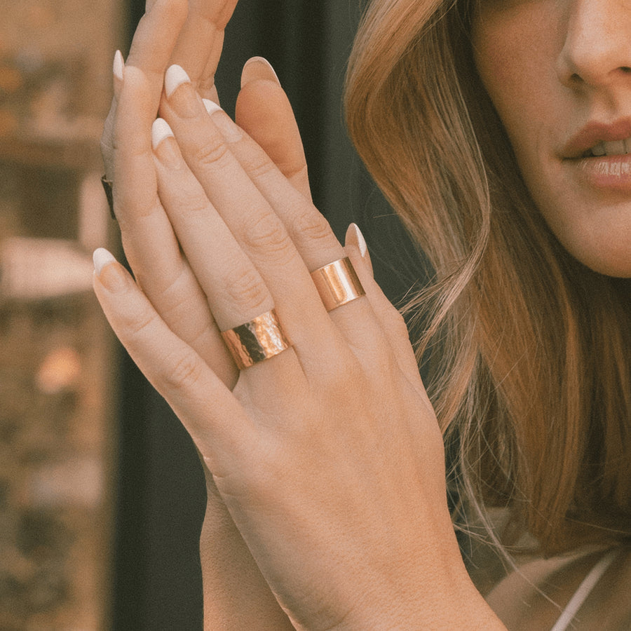Hammered Cigar Band Ring | Final Sale Lifestyle
