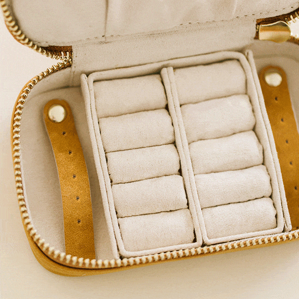 Boutique minimaliste jewelry deals
