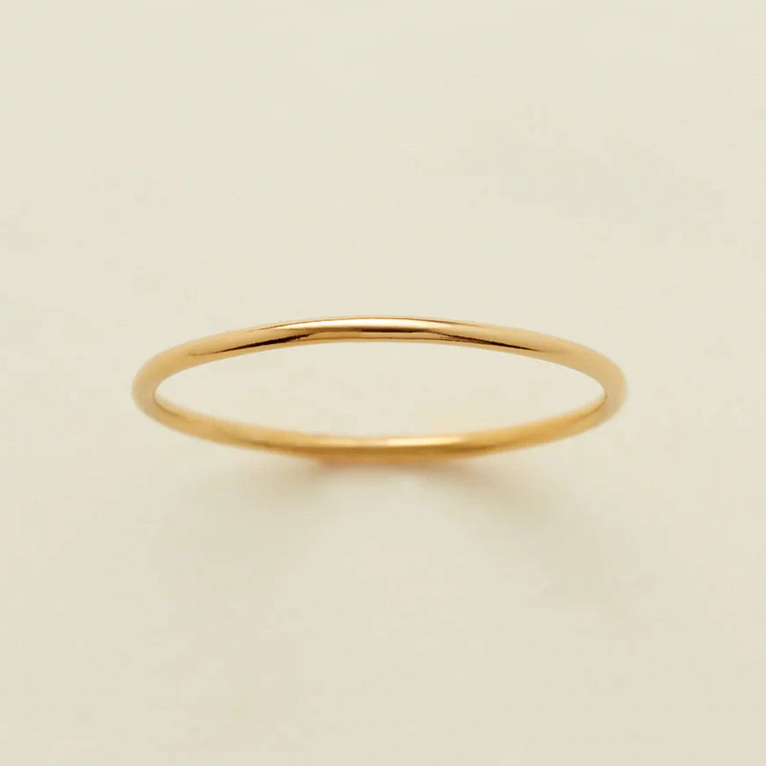 14k Solid Gold Round Stacking Ring 14k Solid Gold / 5 Ring