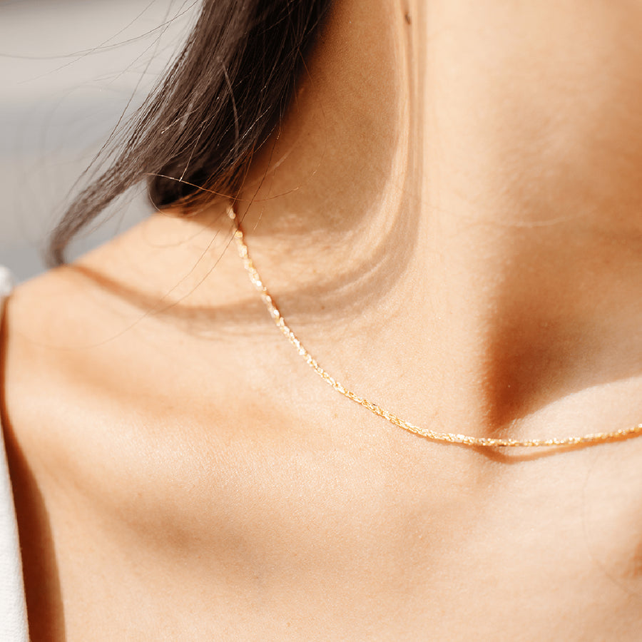 14k Solid Gold Tornado Necklace Lifestyle