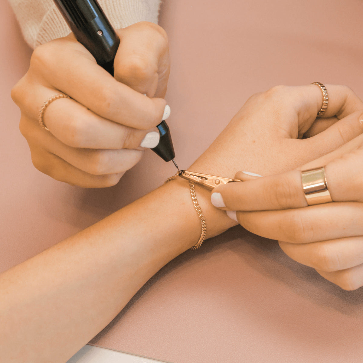 A 2025 gold bracelet