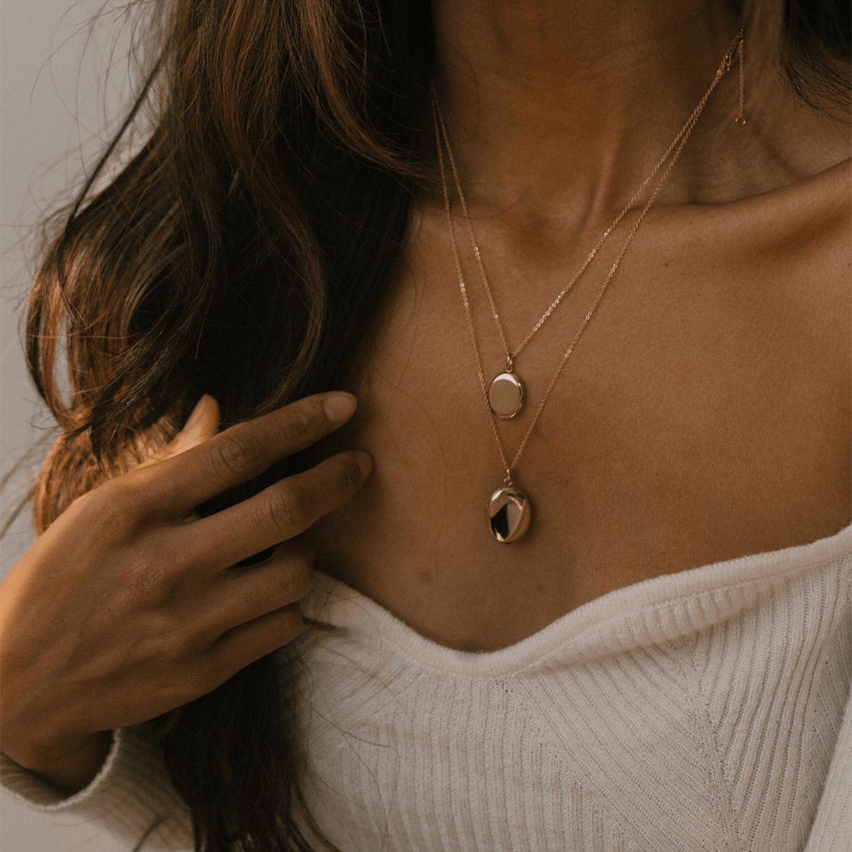 Locket necklace online for wife