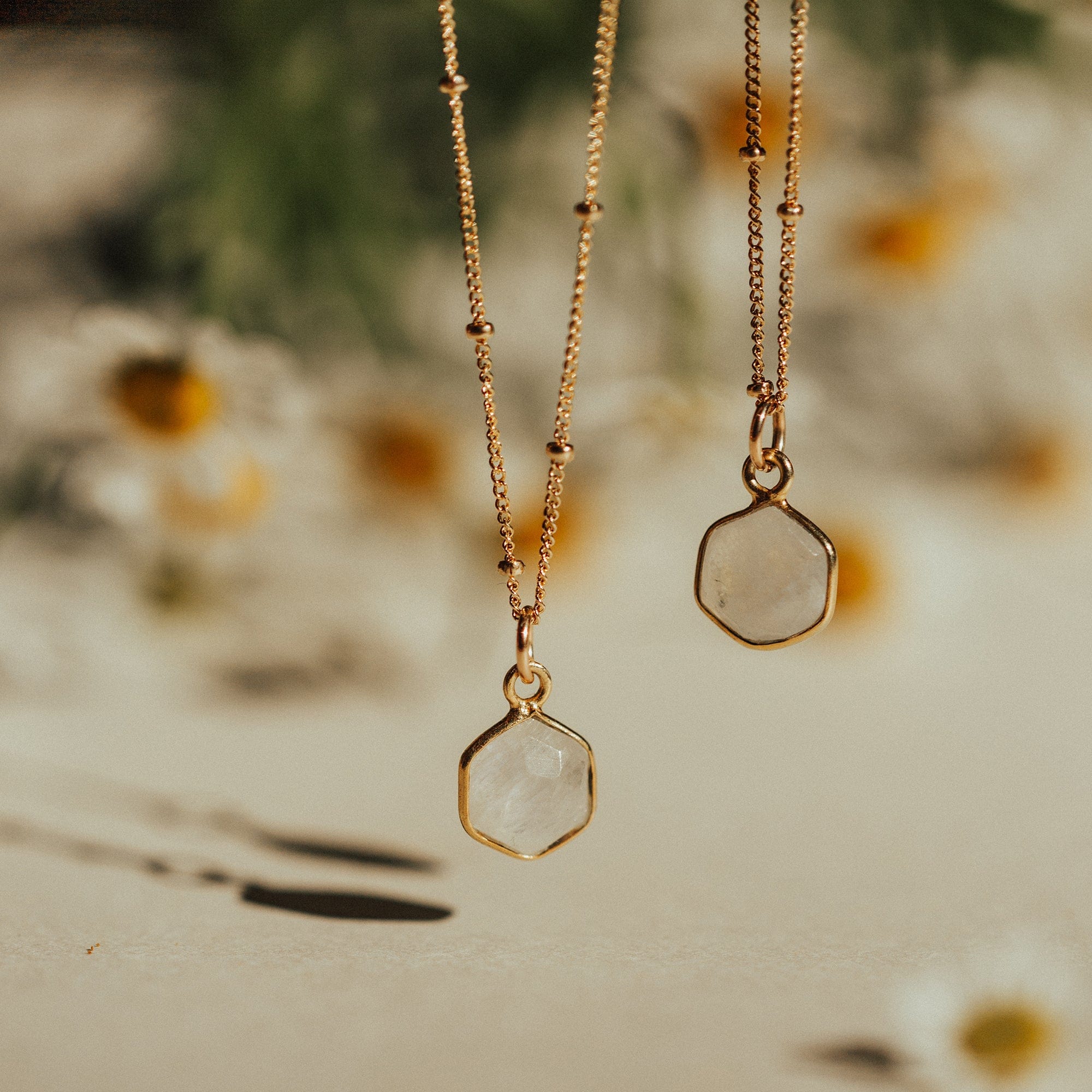 Handmade item Dispatches from a small business in India Necklace length: 16  Inches Materials: Rose gold, Silver, Stone Stone: Moonstone Closure: Slide  lock Chain style: Figure 8 Style: Minimalist Recycled