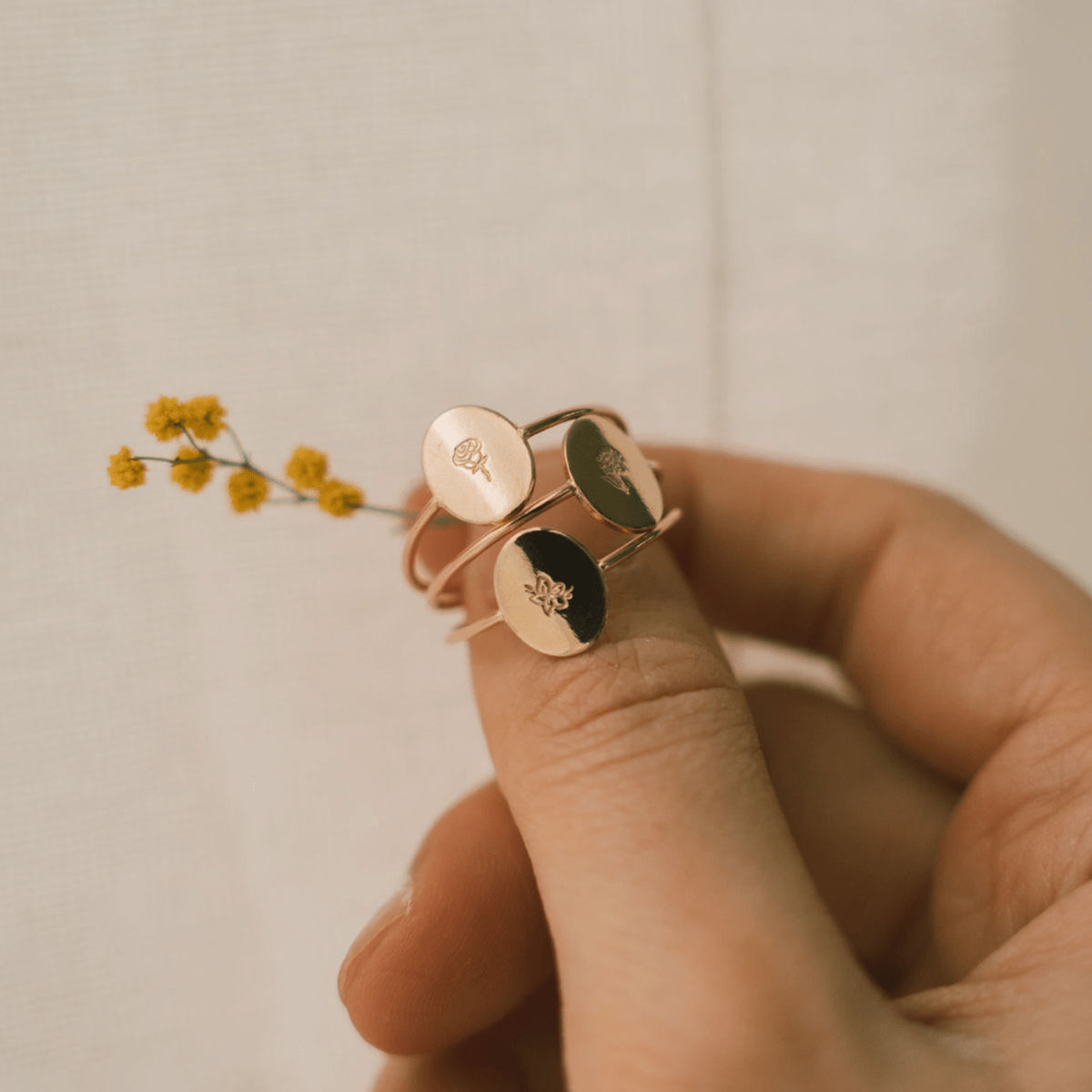 Oval Customized Ring - Initial or Birth Flower Ring