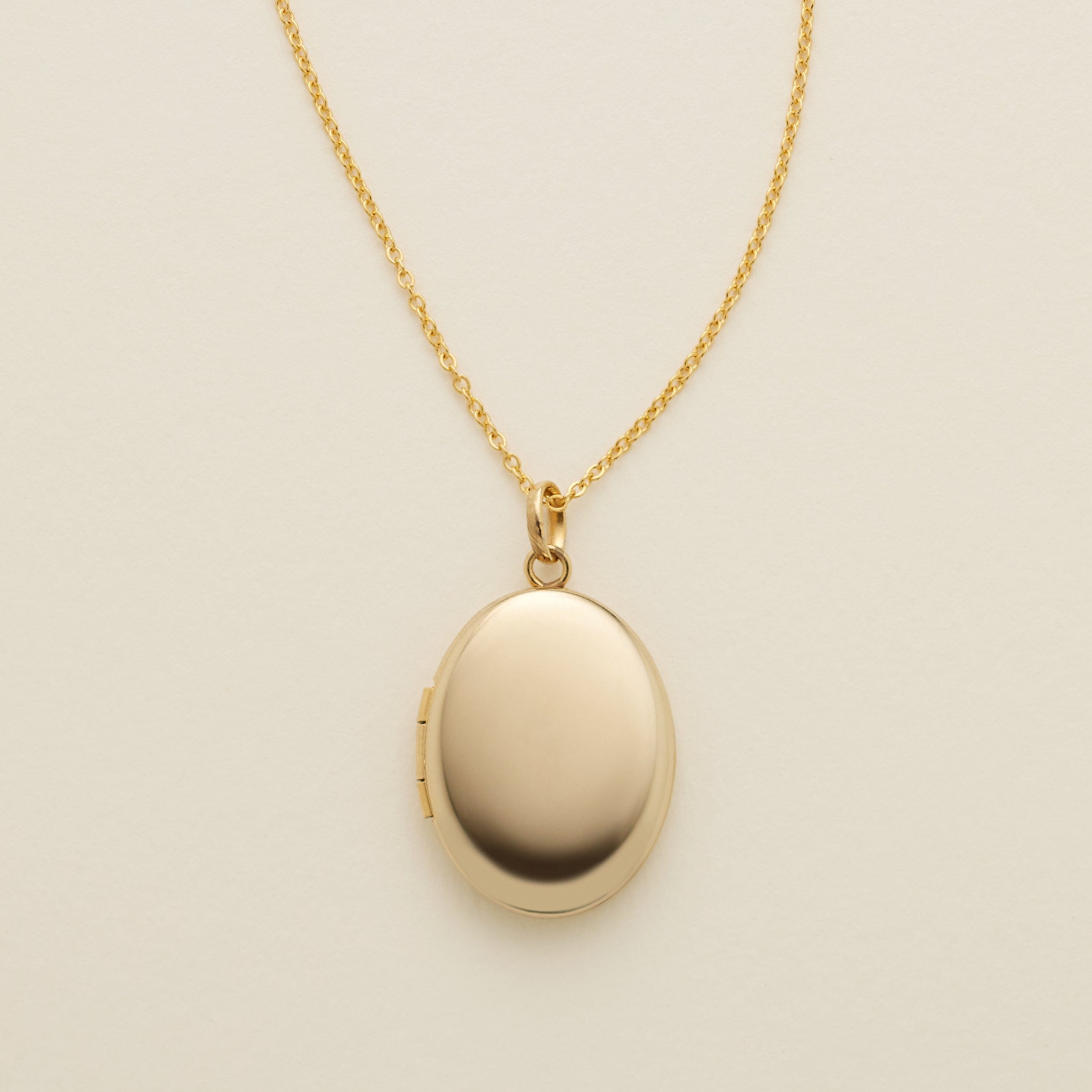 Oval Locket Necklace Gold Filled / 16"-18" Necklace